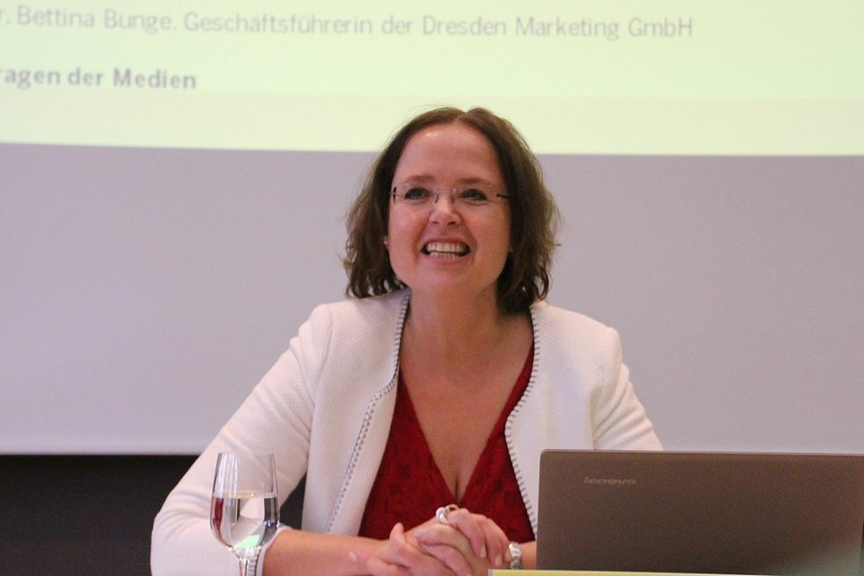 Dr. Bettina Bunge, Geschäftsführerin der Dresden Marketing GmbH, stellte die Tourismusbilanz vor.  Foto: Schramm