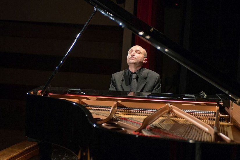 Konzertpianist Filippo Balducci.
