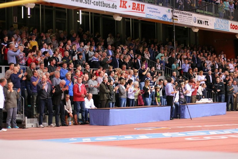 Die Lausitz-Arena war bis auf den letzten Platz ausverkauft. Foto: Steffen Beyer