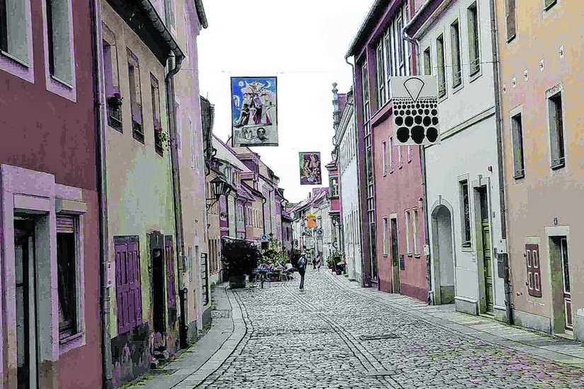 Die Straßengalerie in der Schmiedestraße im Jahr 2019. Foto: Kunstverein Sächsische Schweiz e.V.