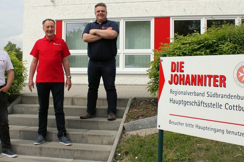 Der Regionalvorstand des Johanniter-Unfall-Hilfe e. V. Südbrandenburg besteht aus Matthias Rudolf (li.), Hans Arndt (Mitte) und Andreas Berger-Winkler (re.). Foto: Izabela Debska-Rosemeier