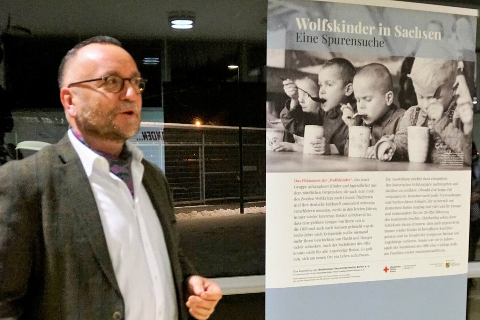Dr. Jens Baumann verbindet Geschichte
und Gegenwart.