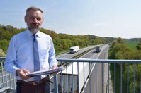 Der CDU-Landtagsabgeordnete Marko Schiemann kämpft für den Ausbau der A4.