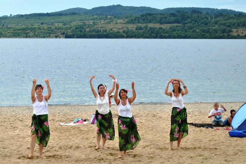 Hawaii-Tanzaufführung der Zittauer Hula-Mädels, Nordoststrand. Foto: EGZ
