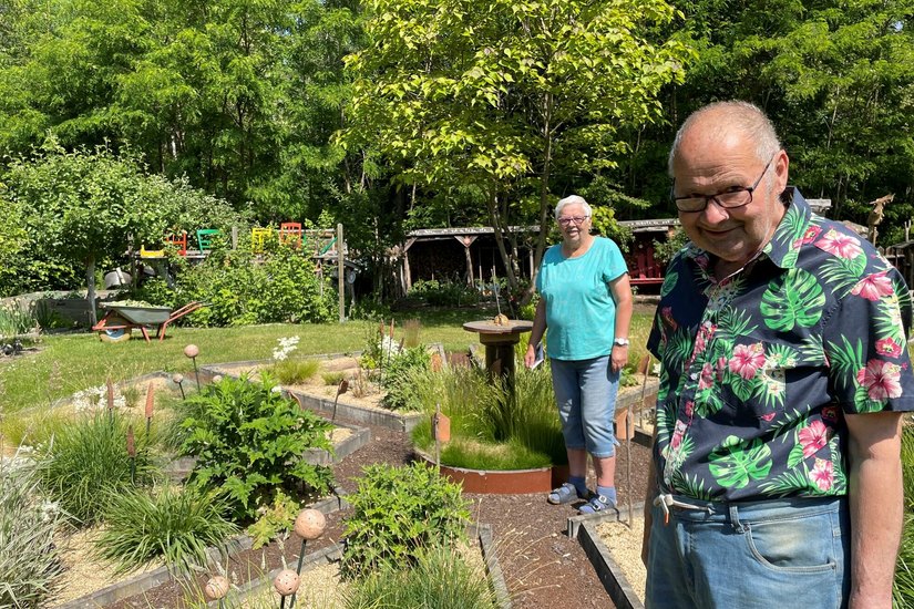 Wir haben dem Garten von Angelika und Wilfried Mätzig schon vorab einen Besuch abgestattet. Hier sehen sie einige Eindrücke.