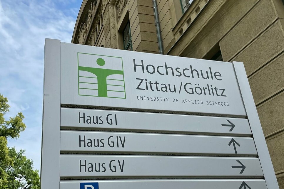 An der Hochschule Zittau/Görlitz soll es wieder ein Baustudium geben. Das fordern die Oberbürgermeister von Görlitz und Zittau.