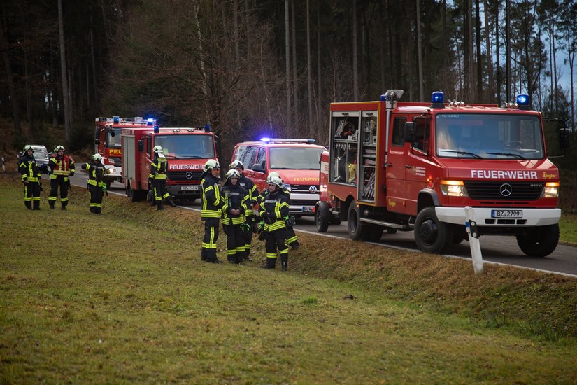 37 Kameradinnen und Kameraden rückten aus, weil ein Wohnhaus in Goldbach eine starke rauchentwicklung aufwies. Foto: Rocci Klein
