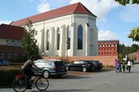 Eine musikalische Benefizlesung gibt es am 7. Oktober in der Kulturkirche Luckau.