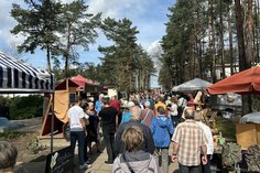 Ein voller Erfolg war auch der 2. Regionalmarkt des Landkreises am 6. April in Großkoschen.