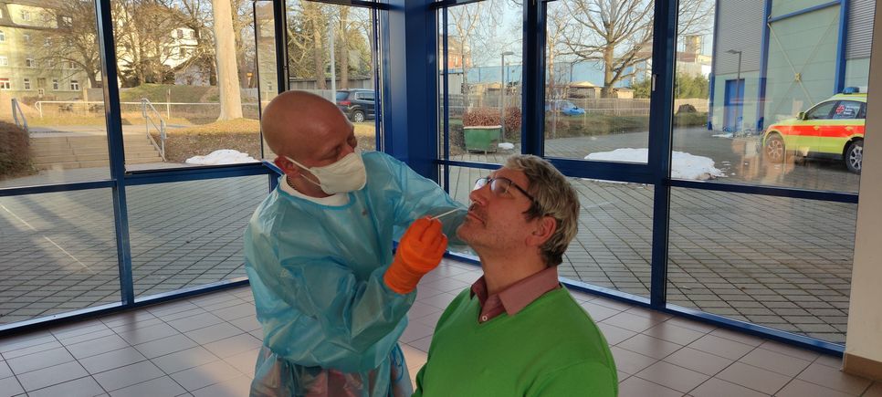 Überall im Landkreis Bautzen können sich die Menschen vor dem Coronavirus testen lassen. Foto: Stephan Hoesl