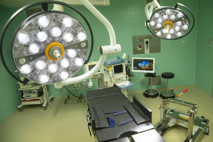 Die Operationssäle des Krankenhauses Emmaus wurden mit neuen Tischsystemen und Leuchten ausgestattet. Foto: Diakonissenanstalt Dresden e.V.