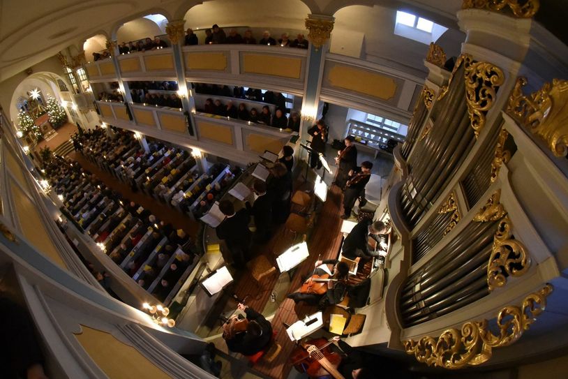 Weihnachtliche Vesper in der Dorfkirche Reinhardtsgrimma. Fotos: Egbert Kamprath