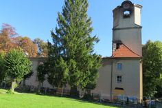 Die Kirche in Großröhrsdorf nach dem Brand im Juli.