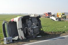 An beiden Fahrzeugen entstand Totalschaden. Der Sachschaden beläuft sich laut polizei auf rund 30.000 Euro.
