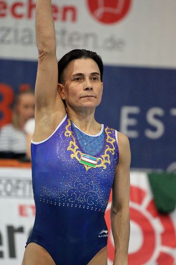 Dauergast Oksana Chusovitina sprang auch 2024 wieder ins Finale um hier Sechste zu werden.
