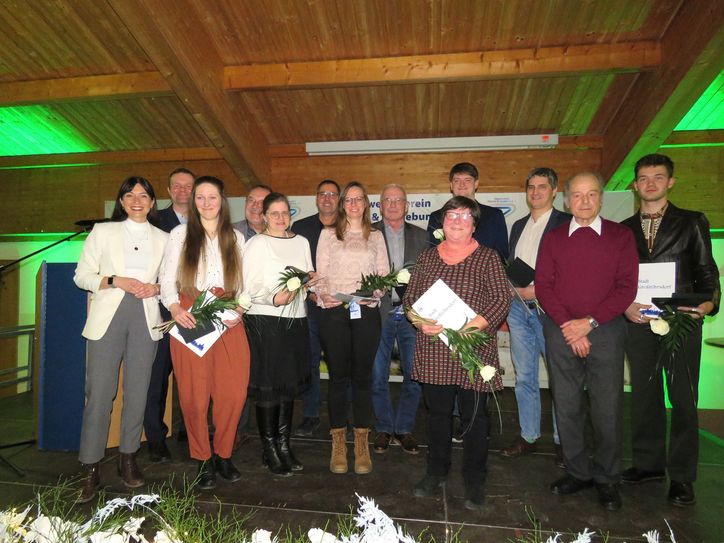 Festredner, Laudatoren und Ausgezeichnete beim Neujahrsempfang. Foto: Matthias Stark