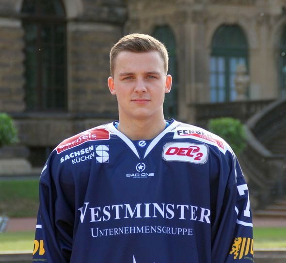 Arne Uplegger trägt weiter das Trikot der Eislöwen. Foto: Büttner