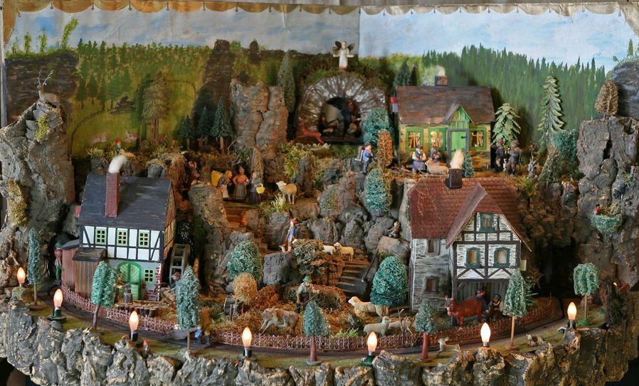 Ein Weihnachtsberg aus dem Erzgebirge.