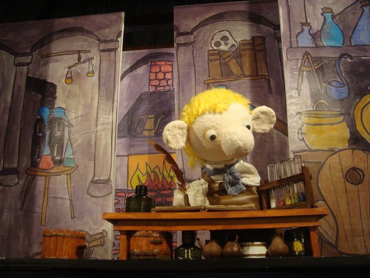 Puppentheaterstück »Die Suche nach dem Stein der Weisen«