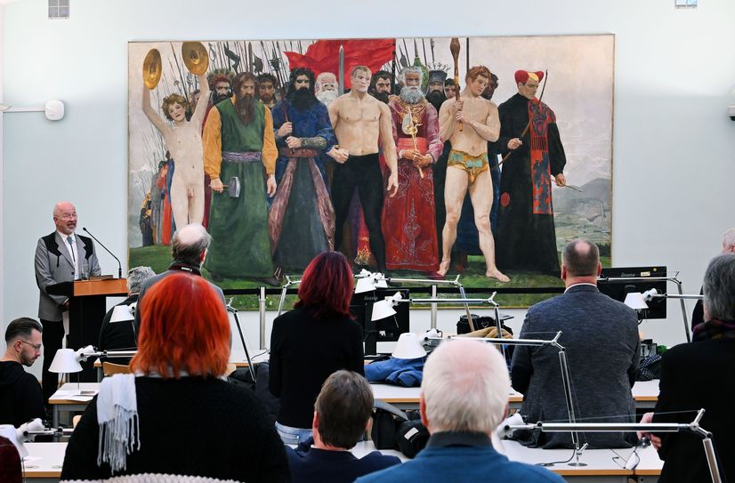 Feierliche Präsentation des restaurierten Monumentalgemäldes im Lesesaal des Stadtarchivs Dresden.