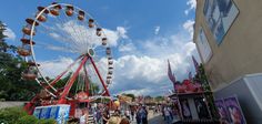 Einen Rummel gibt es beim großen Fest gleichfalls.