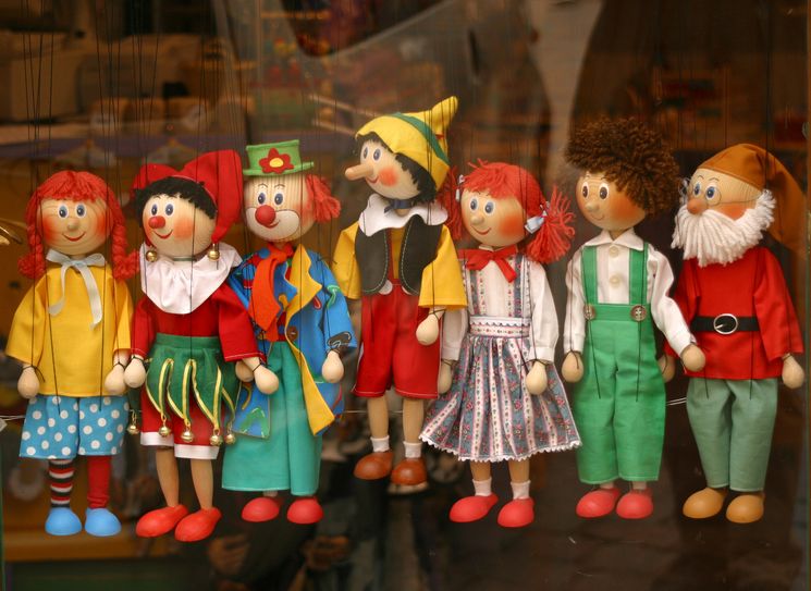 Für eine Sonderausstellung sucht das Spielzeugmuseum Puppen mit Geschichte. Symbolfoto: feeed/fotolia