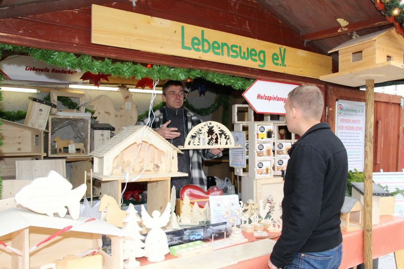Dank Unterstützung des Veranstalters COEX ist der gemeinnützige Verein Lebensweg e.V. bereits zum 5. Mal beim Weihnachtsmarkt Cottbus dabei. Foto: jho