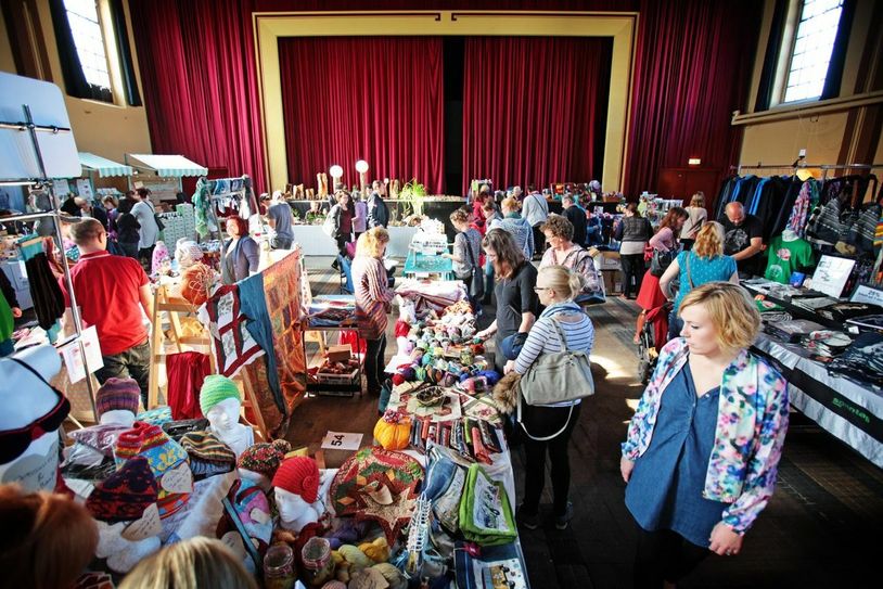 Viel Andrang herrscht beim HandmaDDemarkt.