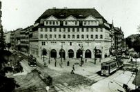 Stadthaus Johannstadt am Eliasplatz, heute die Sparkassenverwaltung am Güntzplatz.