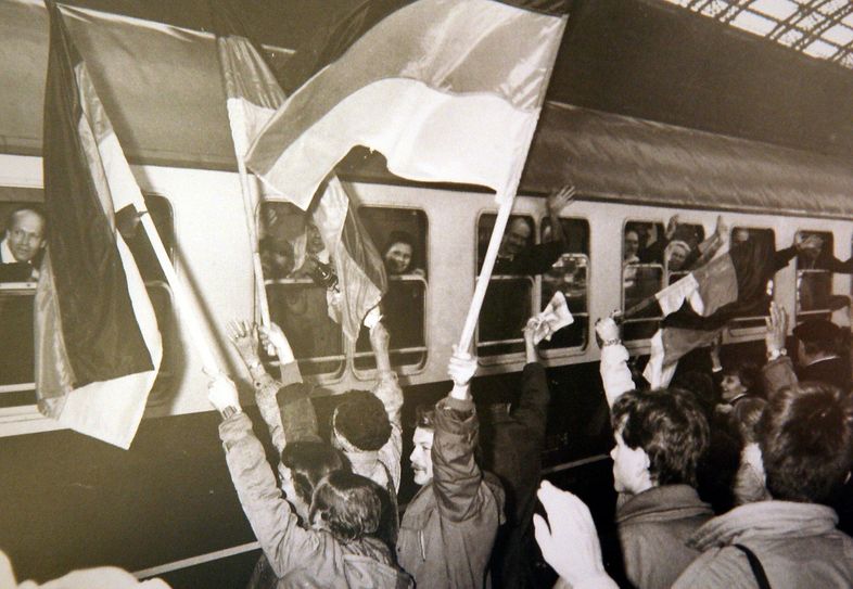 BU 2: Die Züge aus Prag rollen durch Pirna. (Fotoausstellung).  Foto: D. Förster