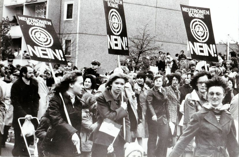 Maidemonstration 1978 in Cottbus in der damaligen Heinrich-Rau-Straße. Foto: Erich Schutt