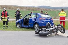Beide Fahrzeuge waren nach dem Unfall nur noch Wracks.  Foto: M. Förster