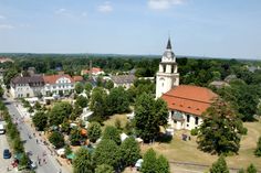 Das Zentrum der Gemeinde Altdöbern mit seiner Kirche.