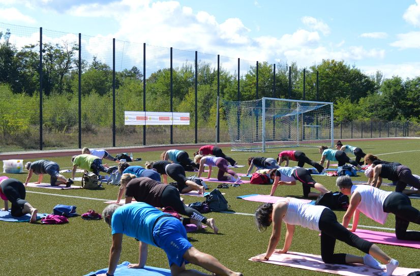 Am 9. September können alle sportinteressieten Mädchen und Frauen beim 2. »FrauenSPORTtag des Landkreises« kostenfrei zahlreiche Sportangebote austesten. Bereits die erste Auflage in 2022 (Foto) kam sehr gut an.