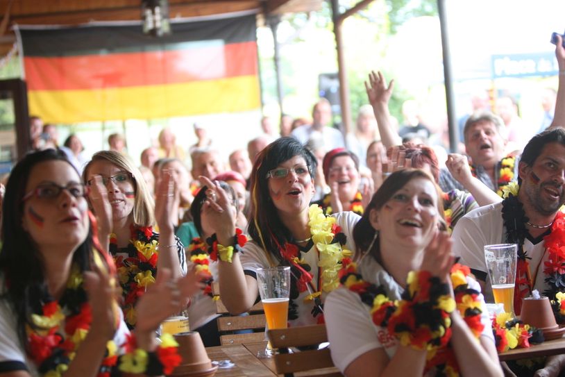 Public Viewing (2014) im Copitzer Brauhaus "Zum Gießer".       F.: DF