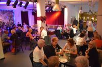 Anschließend folgte ein geselliges Beisammensein auf der Sponsorengala der neuen Bühne und des WochenKurier.
