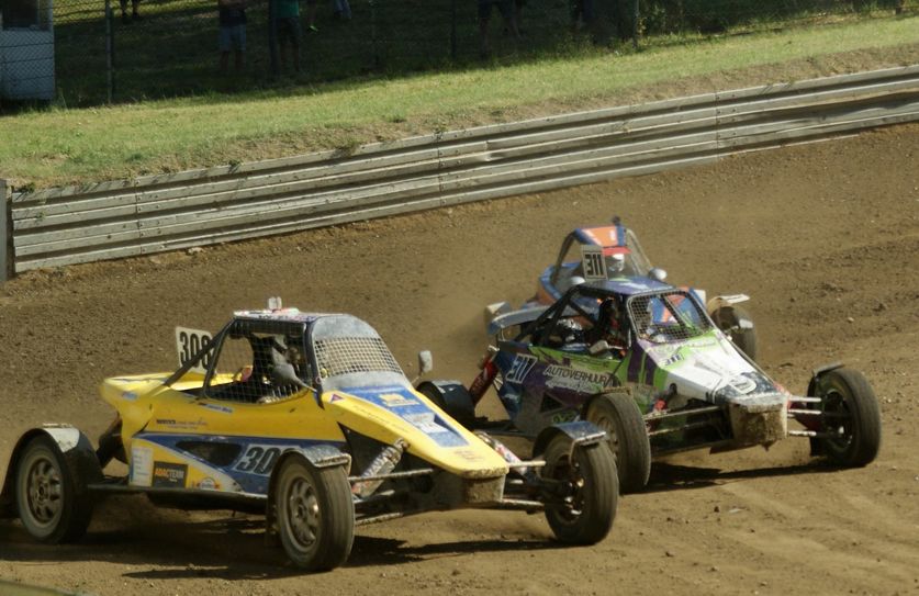 Zum Saisonabschluss gibt’s in der Matschenberg Offroad-Arena eine Doppelveranstaltung. Es wird sowohl um die Deutsche Meisterschaft als auch den Lausitzpokal gefahren. Foto: Verein