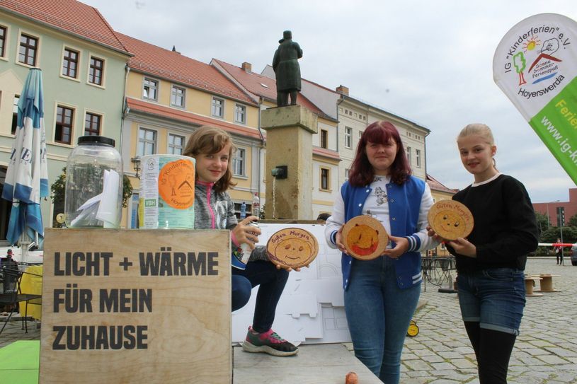 Emily, Lena und Betti (v.ln.r.) freuten sich besonders darüber, bei den IG Kinderferien gemeinsam Zeit verbringen zu können. Foto: Silke Richter