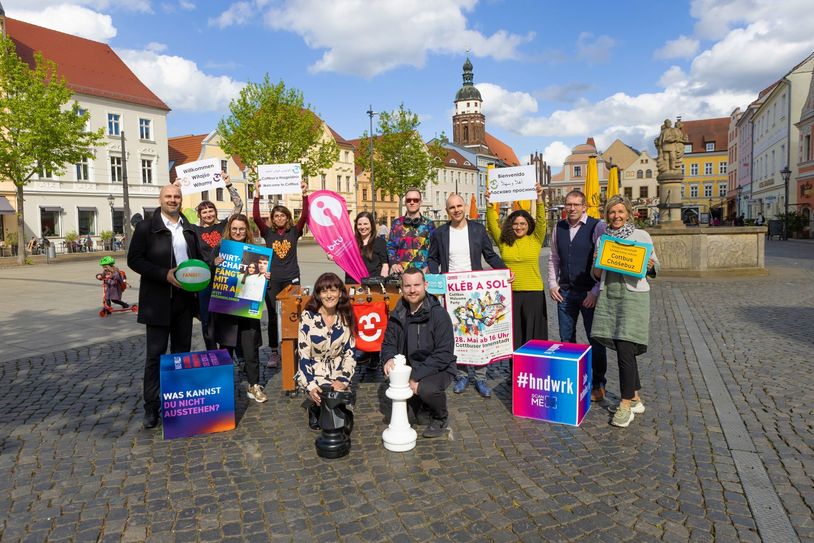 KLEB A SOL wird vorbereitet und getragen von einem breiten Akteursbündnis aus Wirtschaft, Stadt, Universitat und Zivilgesellschaft. Hier ein Teil der »Task Force«.