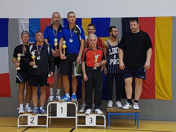 Die Geehrten im Herren-Doppel. Foto: FF