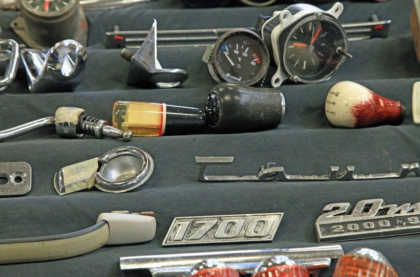 Auf zum Oldtimer-Teilemarkt.