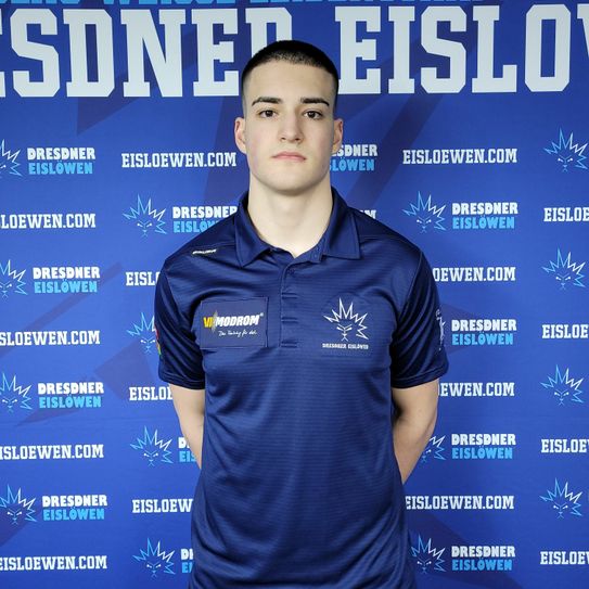 Georg Ginsburg wechselt von den Eisbären Berlin nach Dresden. Foto: Dresdner Eislöwen