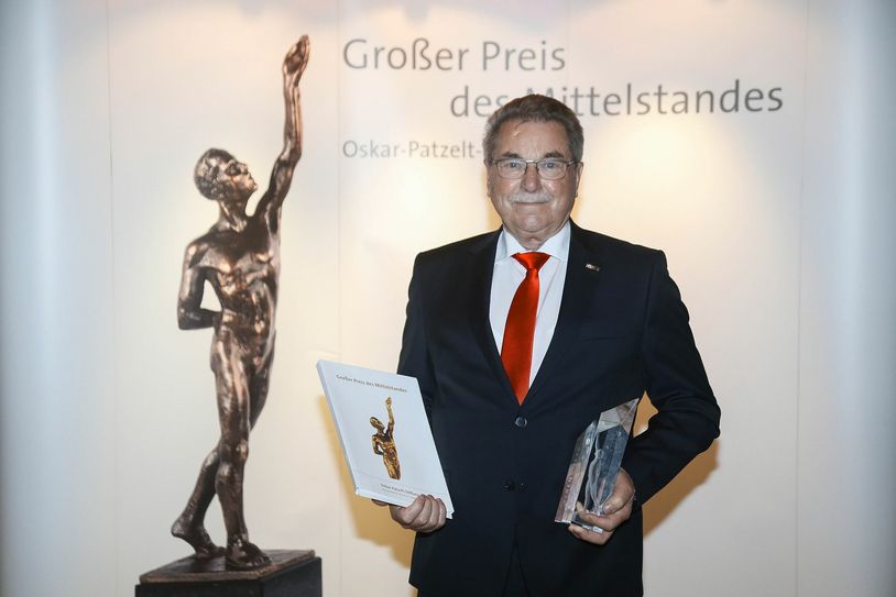 Stolz auf den Preis: Helmut Hoffmann. Foto: privat