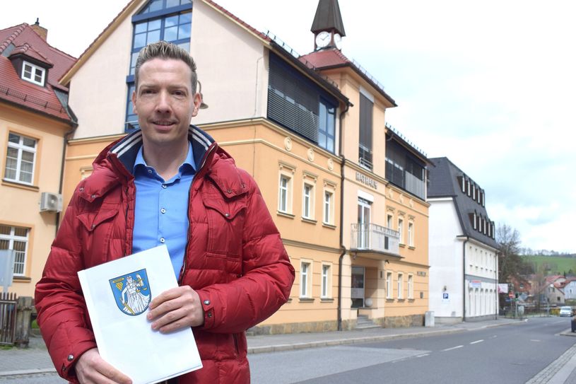 Bürgermeister Michael Herfort möchte im August mit dem Kooperationspartner SachsenEnergie das Konzept der kommunalen Wärmeplanung vorstellen.