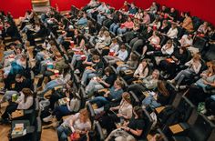 Der neue Markenname der Schule wurde im Filmpalast Görlitz bekannt gegeben.