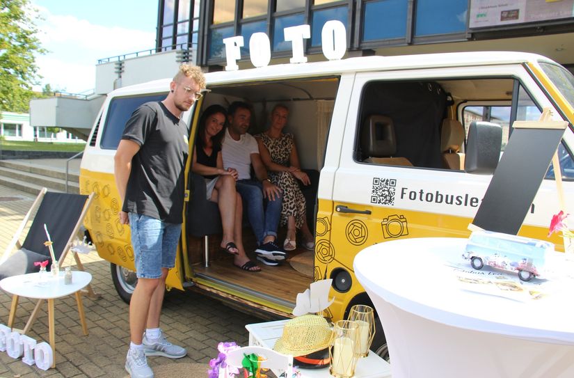 Der Fotobus Lea ist neu und beim Stadtfest eine Premiere.