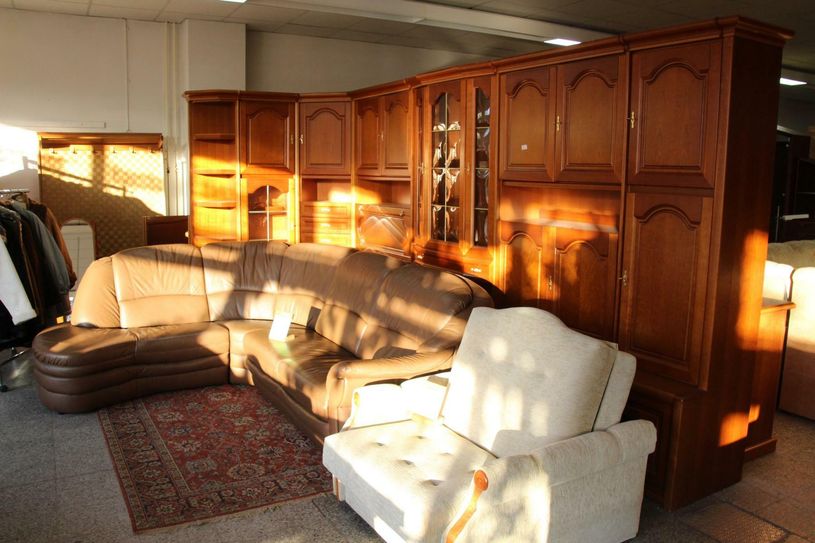 Blick ins Sozialkaufhaus mit Möbelbörse. Foto: jho