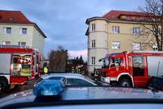 Die Feuerwehr rückt in der Rathausstraße an.