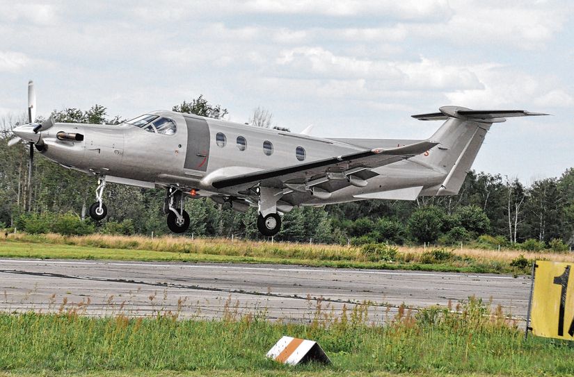 Flugzeuge wie die Pilatus PC-12 bringen Geschäftsleute auf den Großenhainer Verkehrslandeplatz.