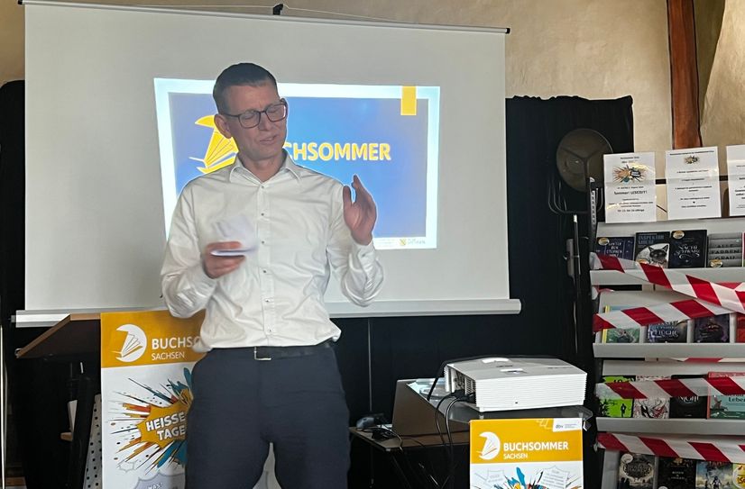 Pirnas Bürgermeister Markus Dressler bei seinem Grußwort.